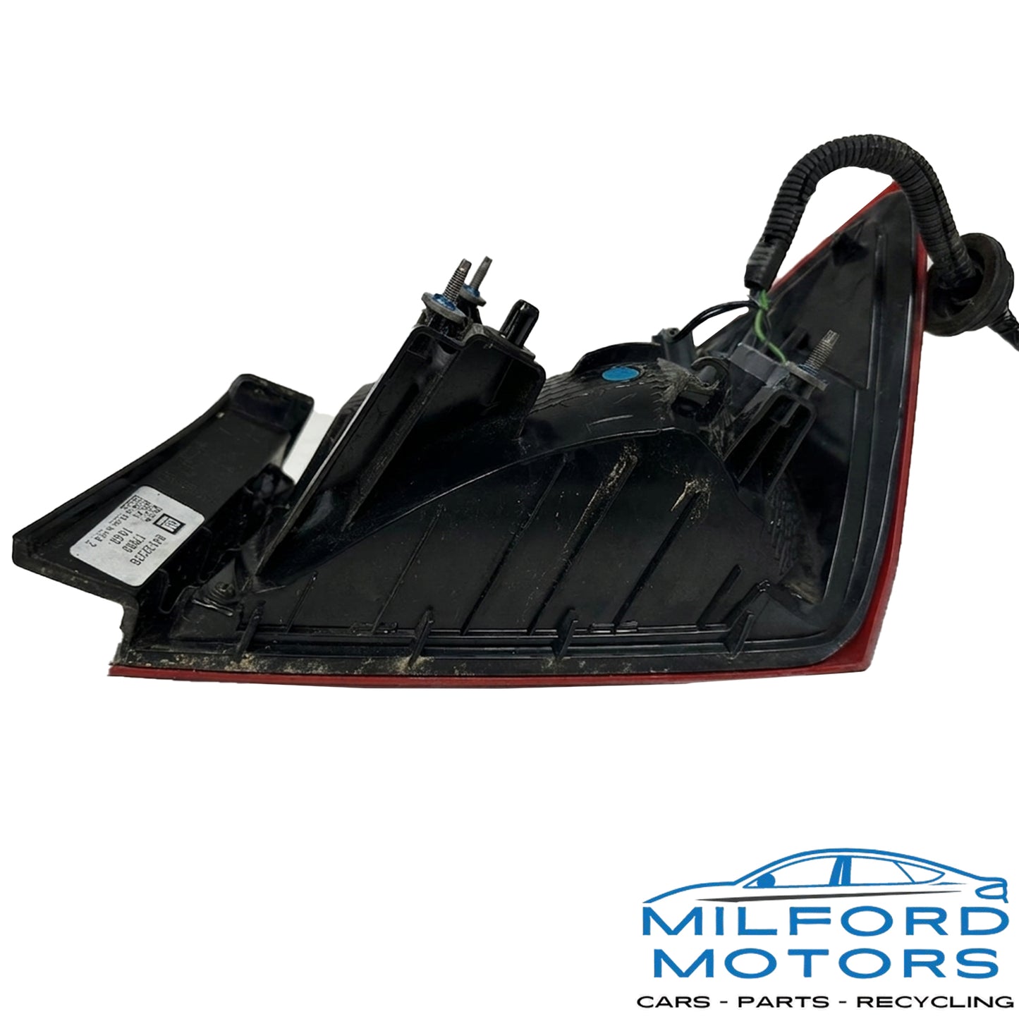 OEM 2016-2025 Chevrolet Malibu Left Driver Side Quarter Panel Tail Light Lamp Incandescent Used