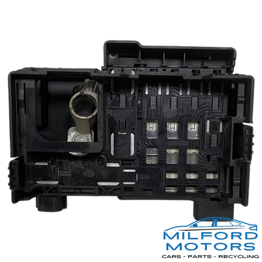 Junction Fuse Box Relay w/ Start Fits 2015 Chevy Malibu LS Fleet Sedan 2.5L