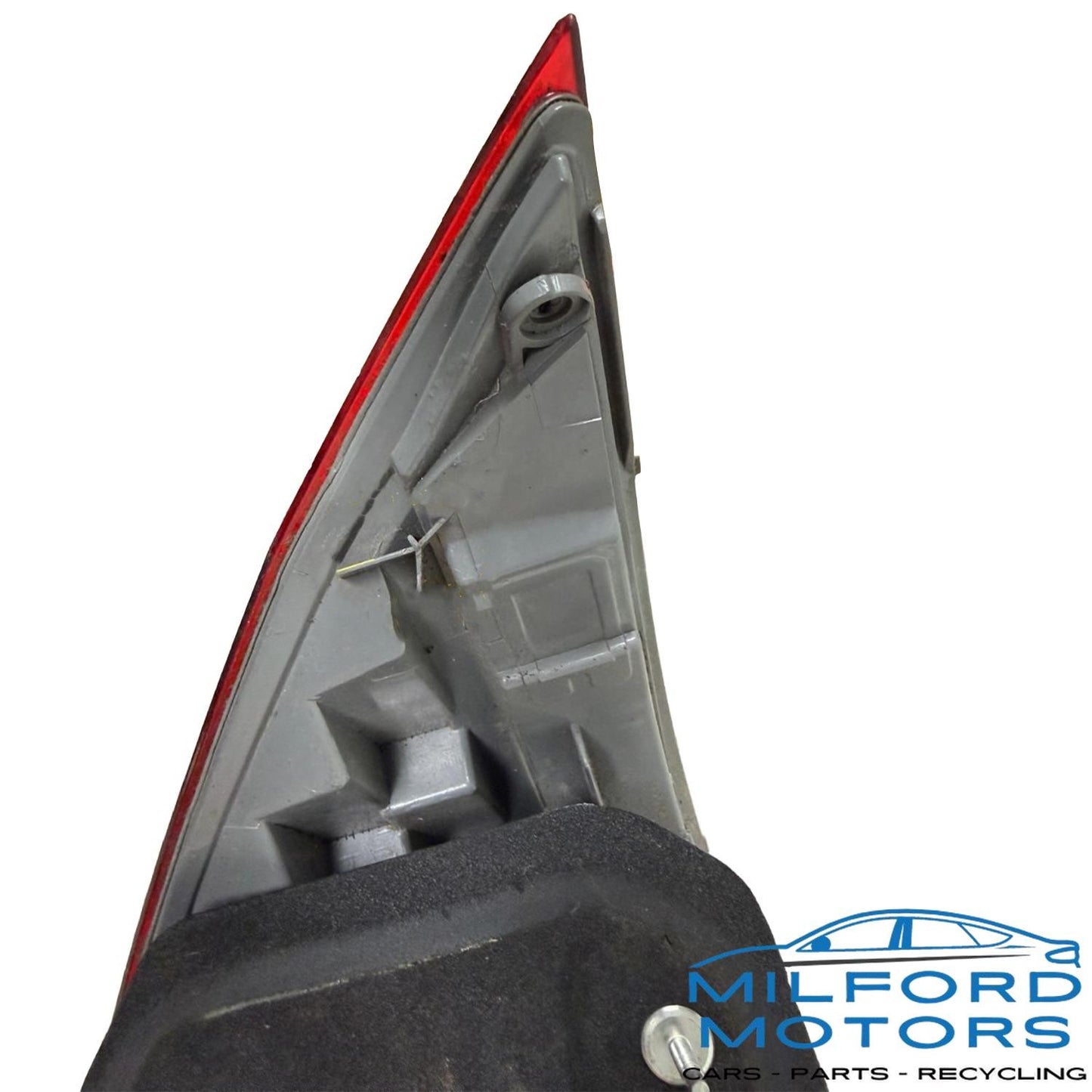 Driver Side Tail Light Assembly Fits 2006 Honda Accord LX Special Edition 2.4L
