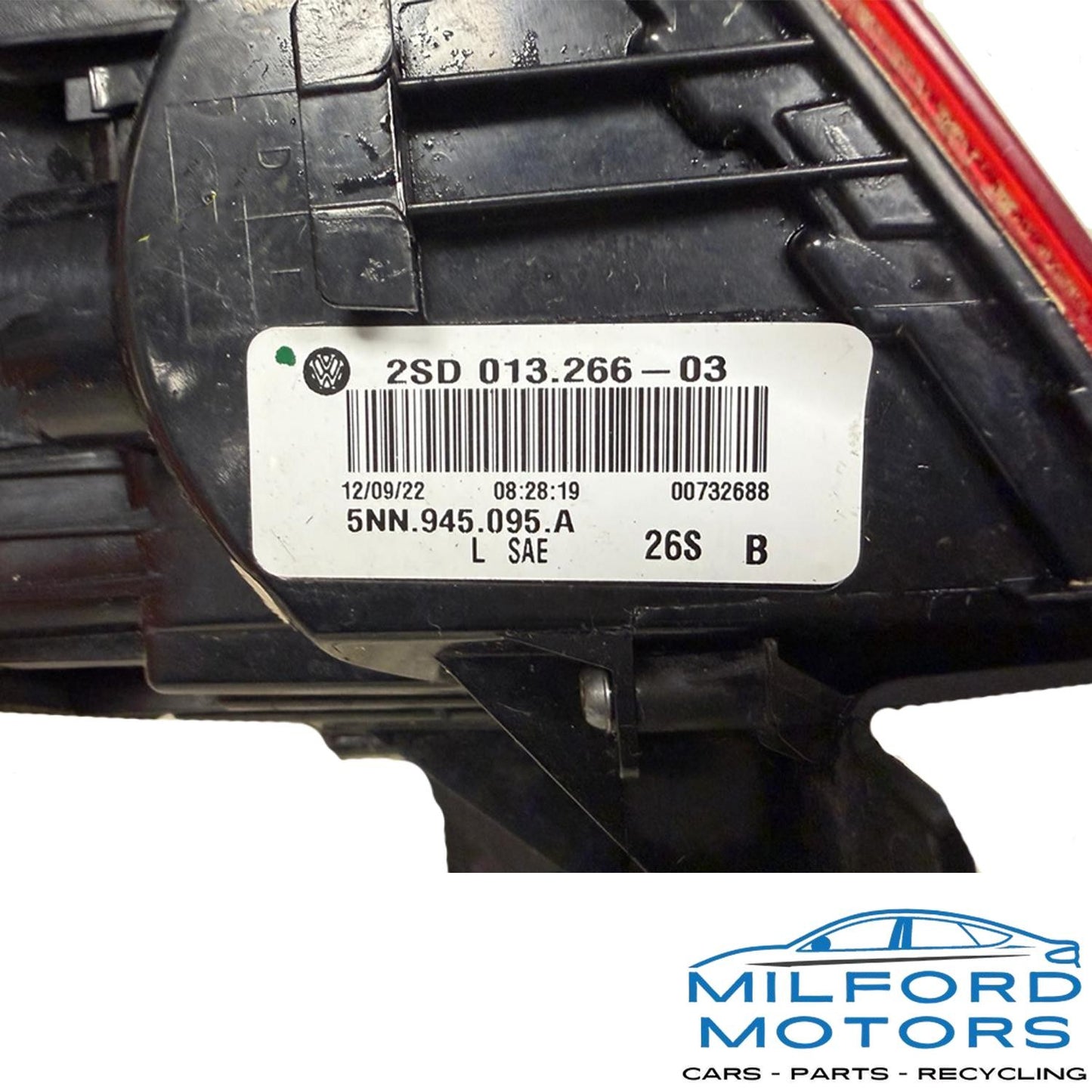 Driver Tail Light Quarter Panel Mounted Fits 2018-2024 Volkswagen Tiguan 2.0L