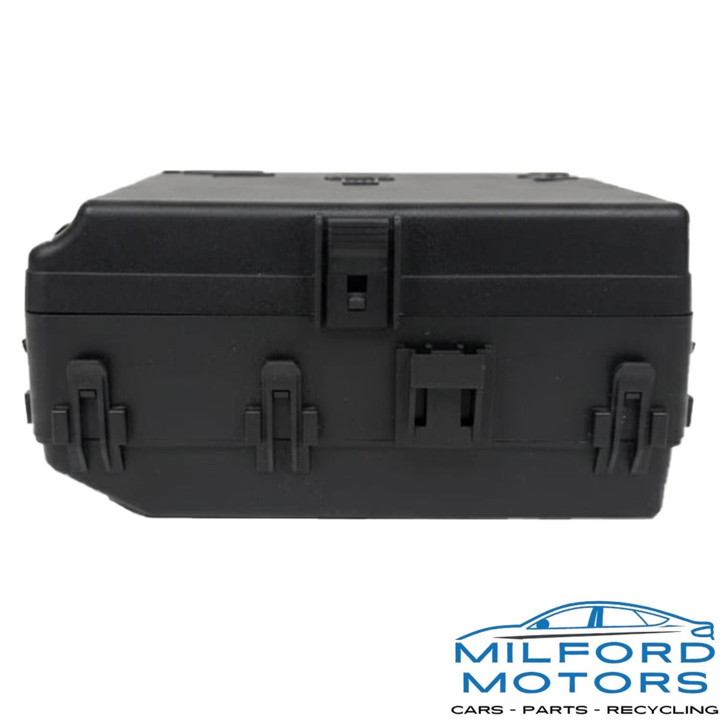 Fuse Box Relay Control Junction Fits 2016 Maserati Ghibli 3.0L 670030452