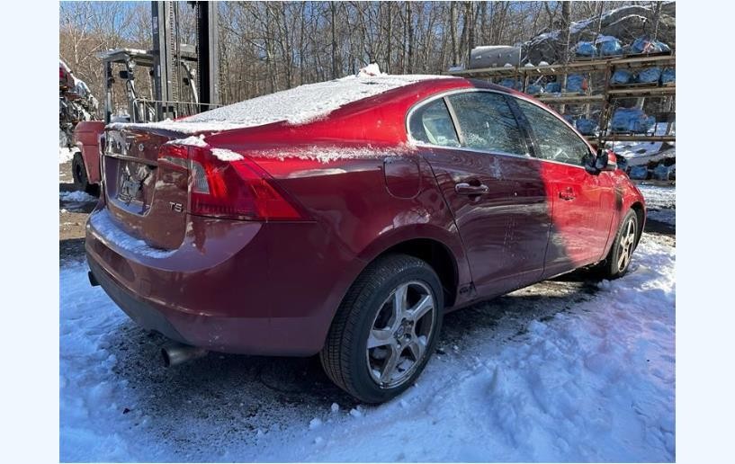 Passenger Side Front Door Assembly Fits 2011-2018 Volvo S60 V60 Sedan 2.5L