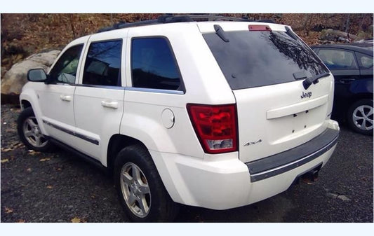 Driver Side Front Door w/ Laminated Glass Fits 2005-2007 Jeep Grand Cherokee V8