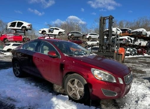 Driver Side Front Door Assembly Fits 2014-2018 Volvo S60 T5 2.5L