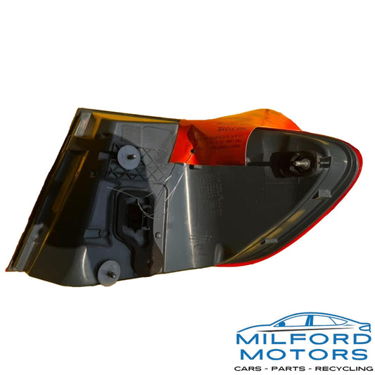 Left Side Taillight Lamp Quarter Panel Mounted Fits 11-13 BMW 528i 550i M5 3.0L