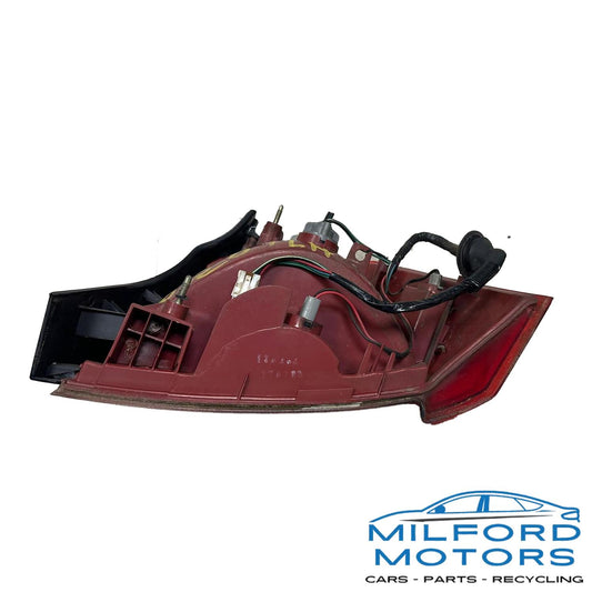 Driver Side Tail Light Quarter Panel Mounted Fits 04-2006 Mitsubishi Galant 2.4L