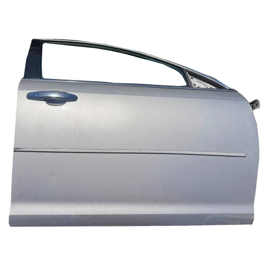 OEM Used 2007-2012 Chevrolet Malibu / Saturn Aura Passenger/Right Front Door Assembly (17U)