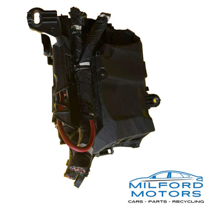 Used OEM Engine Compartment Fuse Box – 2013-2021 Mercedes-Benz B-Class CLA-Class Metris – 2469067100