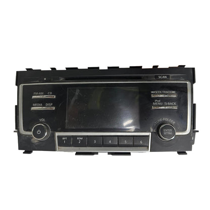 2017-2018 Nissan Altima OEM USED AM-FM-CD Radio Receiver 5" Display SR S 281859HT1A