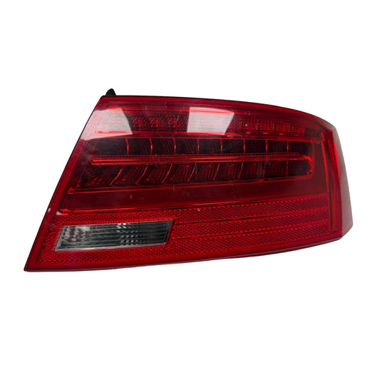 OEM Audi A5 / S5 / RS5 Right LED Tail Lamp Assembly – 8T0945096J – 41,326 Miles