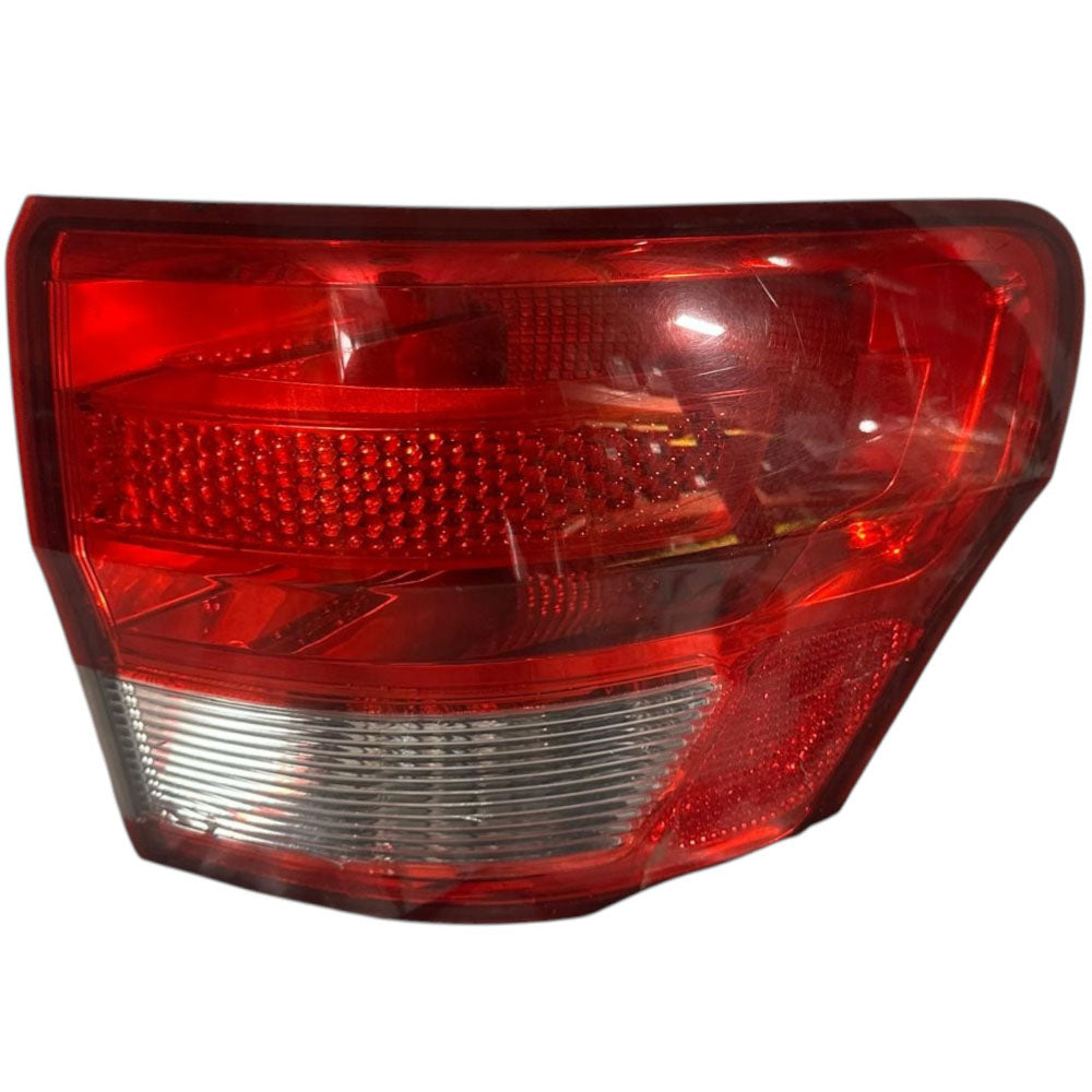 2011-2013 Jeep Grand Cherokee Right Passenger Side Quarter Panel Tail Light OEM 55079420AG Used