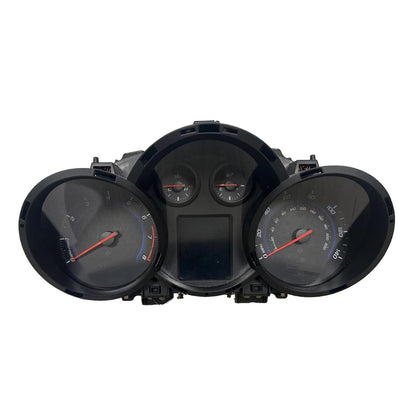 OEM 2013-2014 Chevrolet Cruze Instrument Cluster Speedometer MPH 95129378 Black Cluster B76 - 114,563 Miles