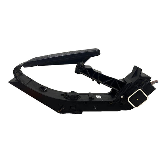 OEM Used 2000 Mercedes-Benz Gas Accelerator Pedal Assembly A2203000004