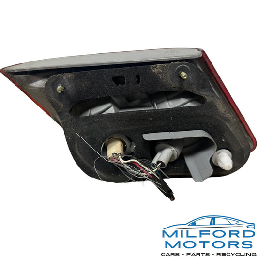 Used OEM Left Inner Tail Light Decklid Mounted Without Red Outline 2007–2009 Toyota Camry 8159133140