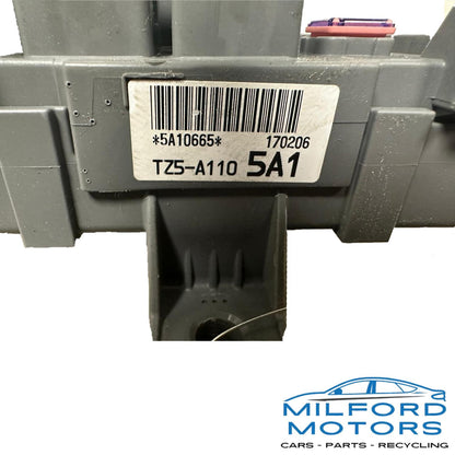 OEM 2017 Acura MDX Cabin Fuse Box | SH-AWD Tech w/RES | 74,325 Miles