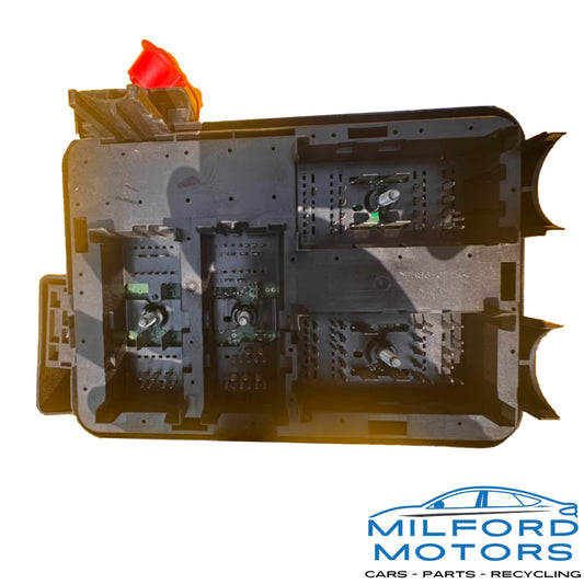 Used 2013-2015 Chevy Equinox GMC Terrain 2.4L Engine Fuse Box 22929762