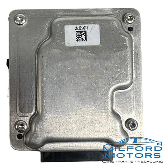 Used OEM AWD Electronic Control Module Transfer Case Control Module - 2017-2019 Hyundai Santa Fe - 95447-4G000