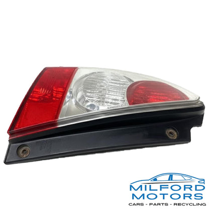 2006-2008 Subaru Forester Left Driver Side Tail Light OEM 84201SA170 Used