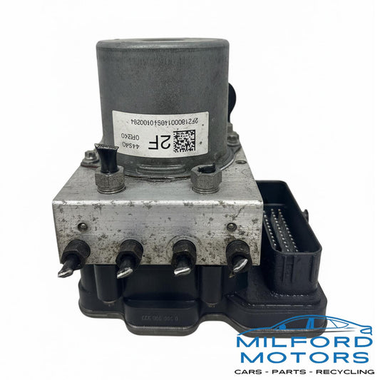 OEM 2019 Toyota RAV4 XLE Chassis Control Module – Used – 39,565 Miles