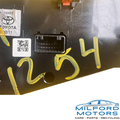 2018-2024 Toyota Camry USED A/C Climate Temperature Control 55900-06480 OEM