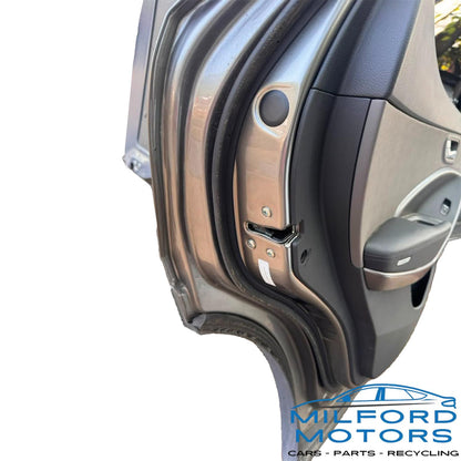 2013–2018 Hyundai Santa Fe Sport Rear Left Door Assembly – 63,561 Miles