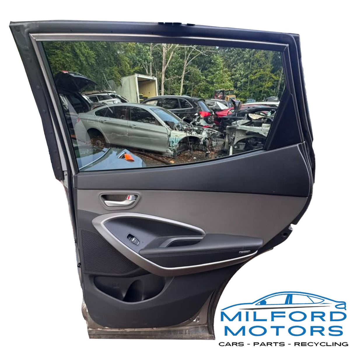 2013–2018 Hyundai Santa Fe Sport Rear Right Door Assembly – 63,561 Miles