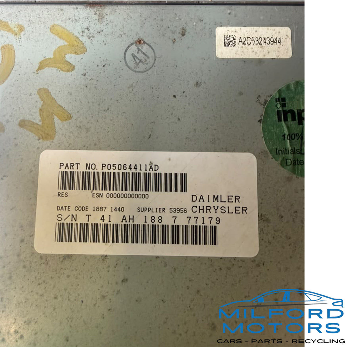 Used OEM Radio Audio Receiver (5064411AD ) AM-FM-CD-MP3 – ID RES – No Satellite Radio – 2008 Jeep Wrangler Liberty