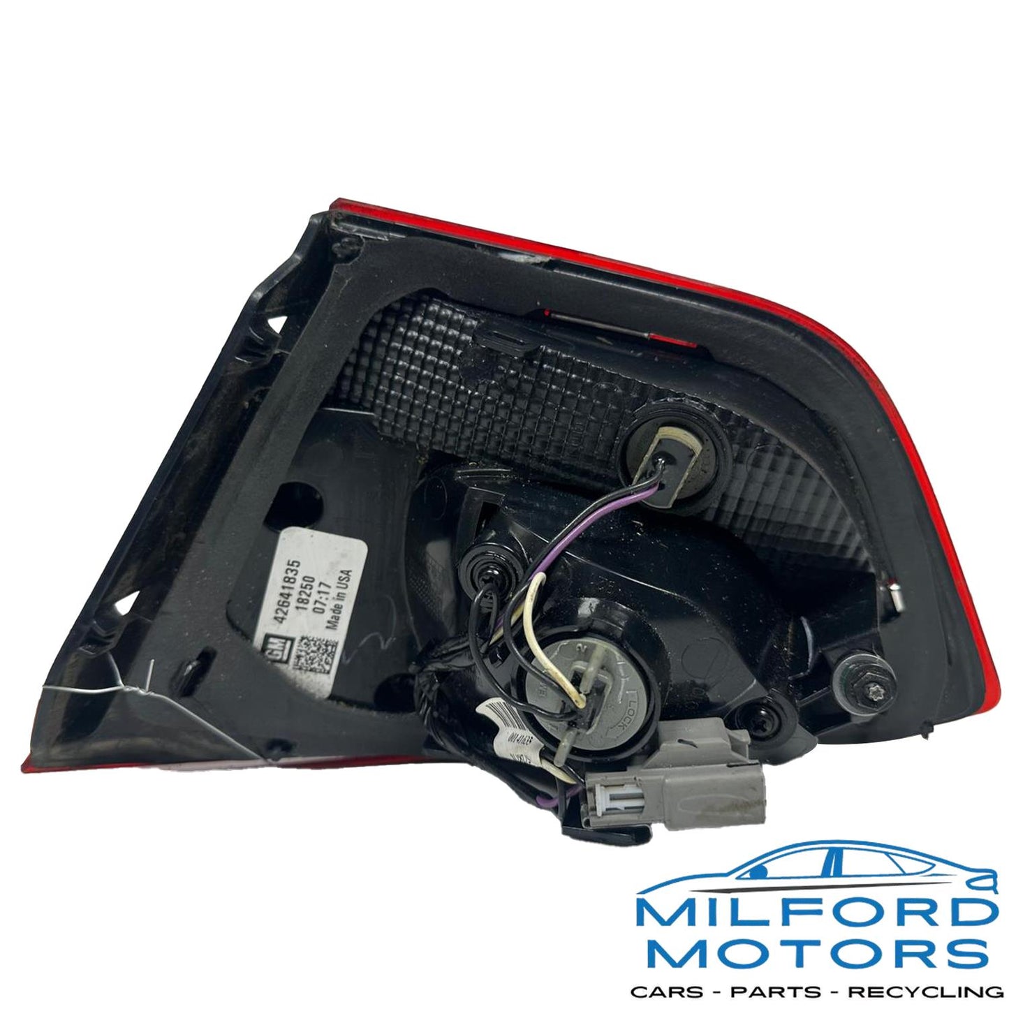 Used OEM Left Inner Tail Light Decklid Mounted Black Housing 2017–2019 Chevrolet Cruze Sedan 42641835