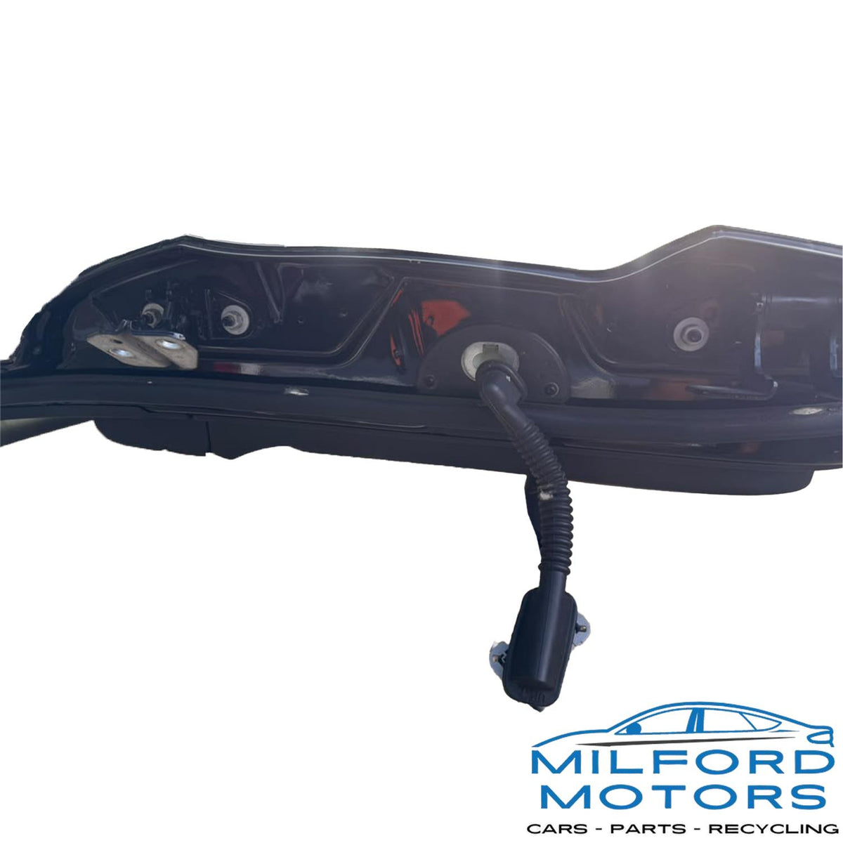 Used Left Rear Electric Door Panel BLK (PXJ) Fits 2015-2022 Jeep Grand Cherokee 3.6L 61,704 Miles