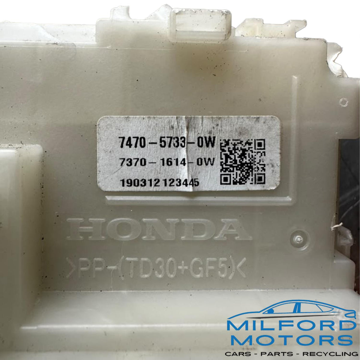 OEM Cabin Fuse Box – 2019 Honda HR-V LX SUV 1.8L – 107,149 Miles