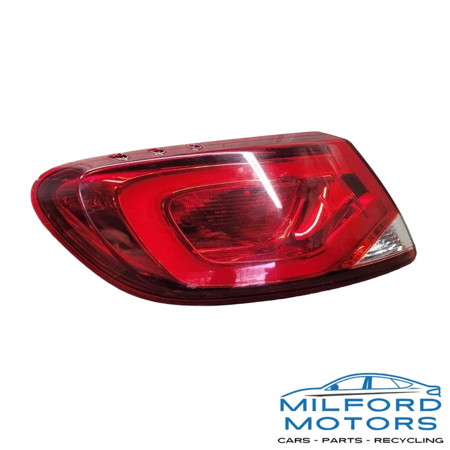 OEM 2015-2016 Chrysler 200 Sedan Left Driver Side Quarter Panel Tail Light Lamp Used