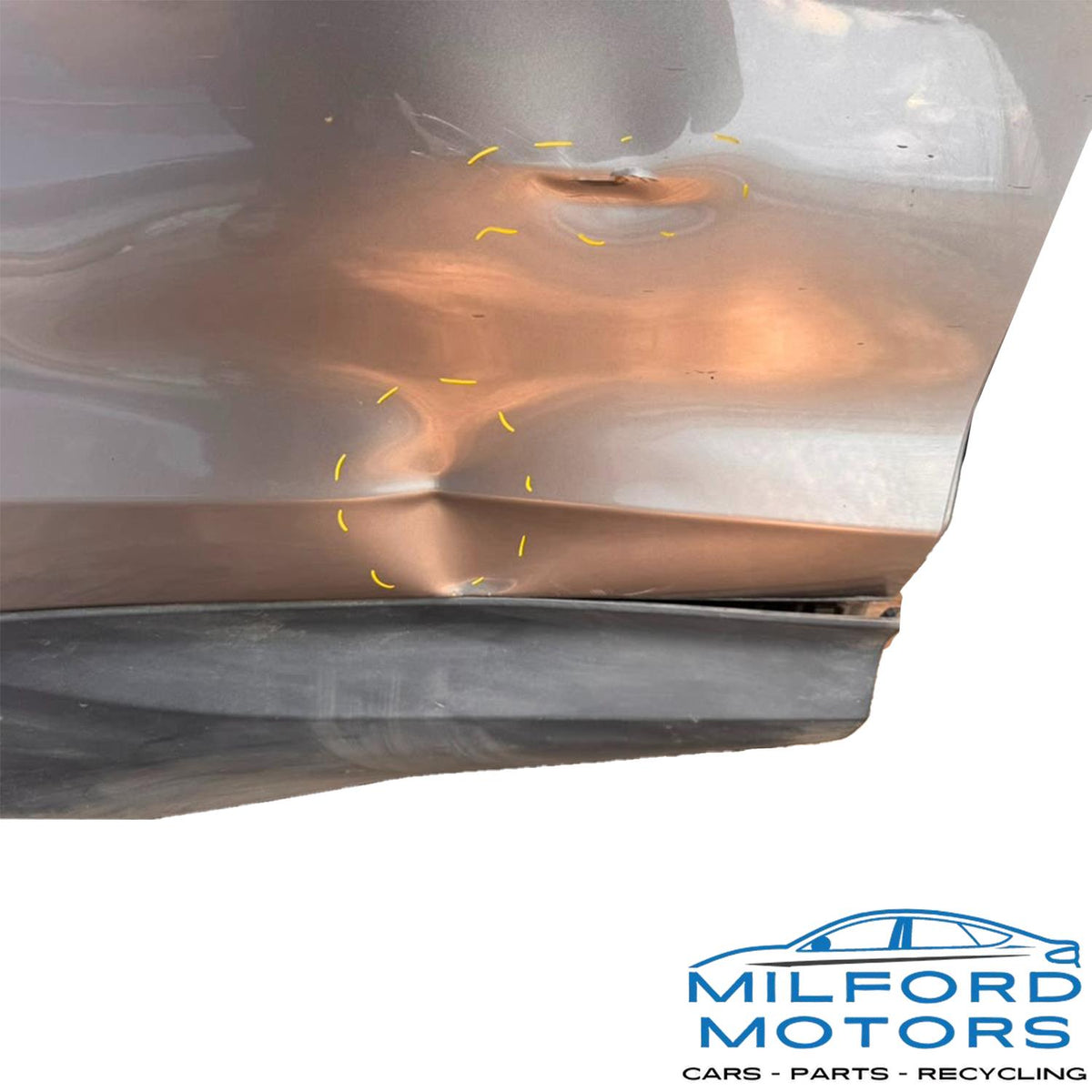 2013–2018 Hyundai Santa Fe Sport Rear Right Door Assembly – 63,561 Miles