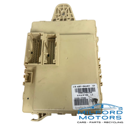 Used OEM Relay Junction Cabin Fuse Box - 2012 Kia Optima - 119,955 Miles