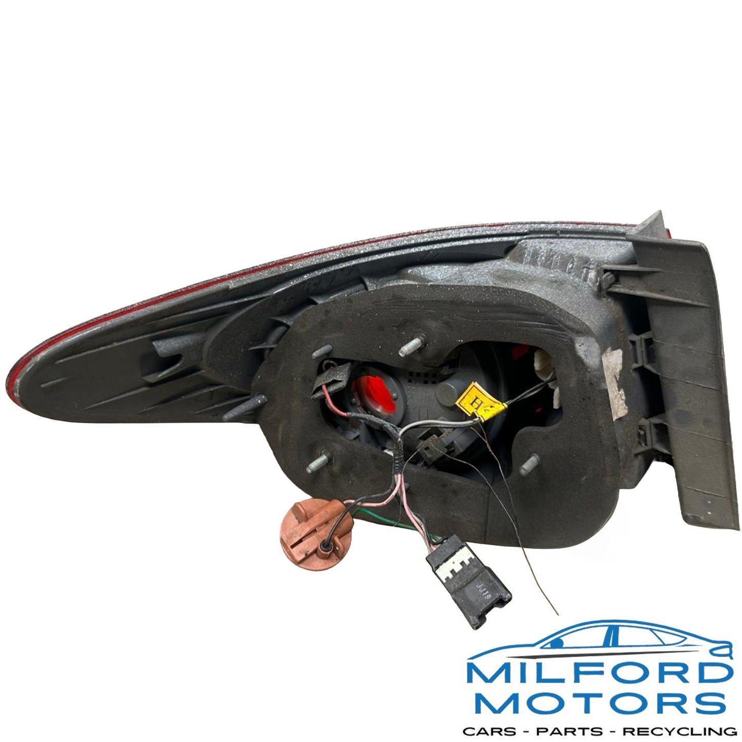 Used OEM Right Tail Light Quarter Panel Mounted 2007–2010 Hyundai Elantra Sedan RH 924022H050