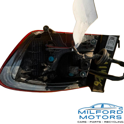 Left Tail Lamp — 2017–2019 Chevrolet Cruze Sedan — 82,887 Miles