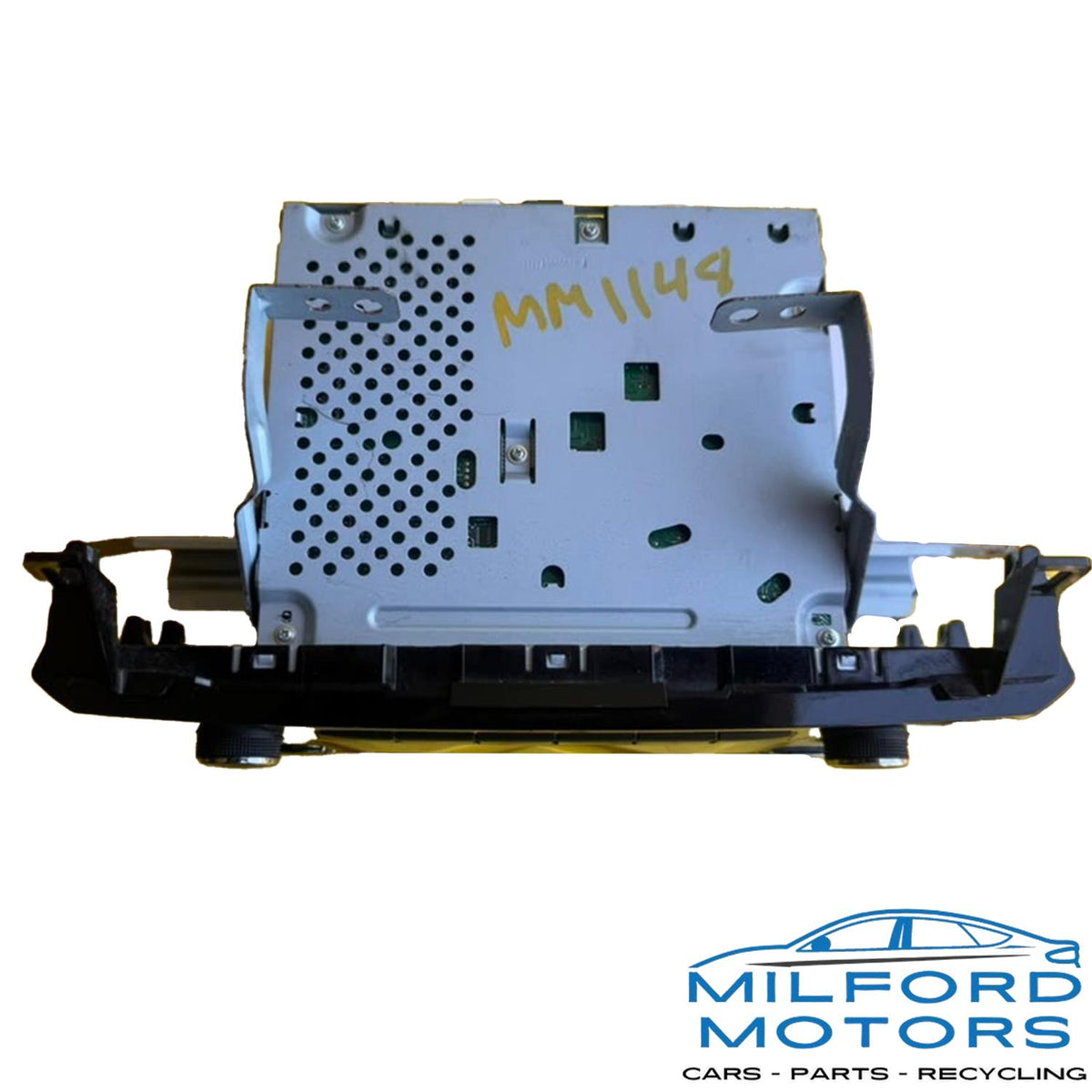 2017 Nissan Rogue AM/FM/CD Radio Receiver – OEM – 281856FL0A