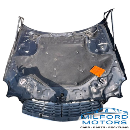 2003–2009 Mercedes-Benz E-Class Hood – 138,555 Miles