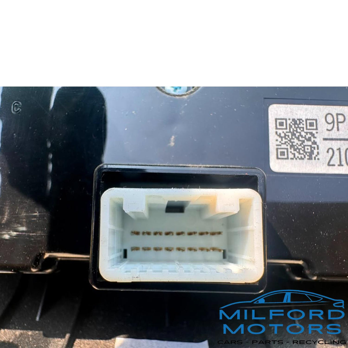 Temperature Control Panel w/ Radio Control — 2018 Nissan Pathfinder 3.5L