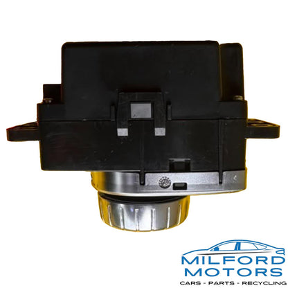 Used 2014-2017 Mercedes-Benz Radio / Audio Control Unit – Center Console