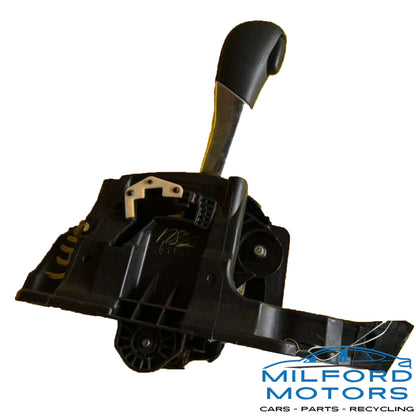 Used OEM Transmission Gear Shifter Assembly CVT – 2013–2016 Nissan Pathfinder