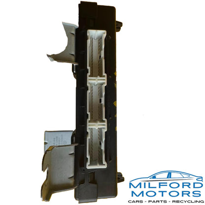 2015–2016 Hyundai Santa Fe Body Control Module (BCM) – 63,561 Miles