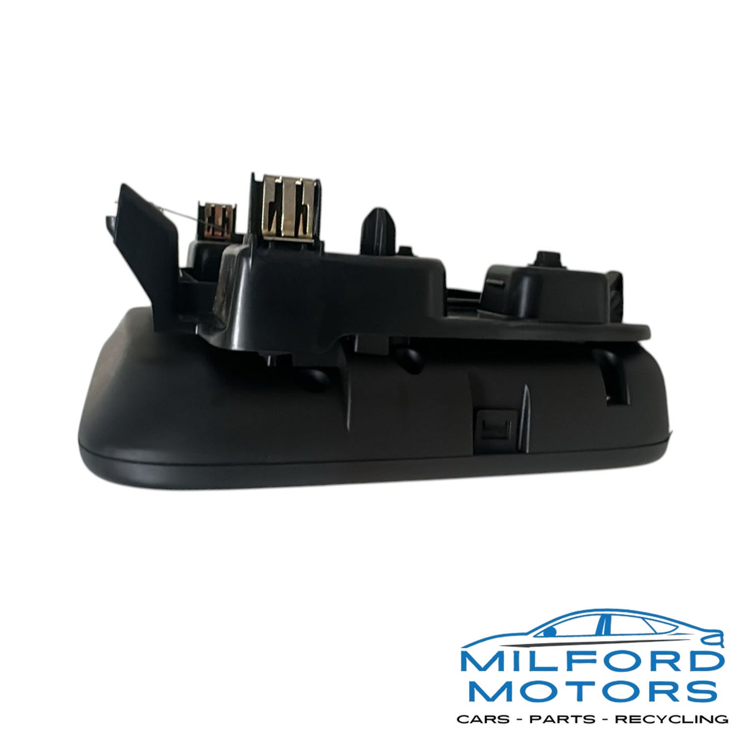OEM Used Radio Receiver AM/FM 7" Screen w/ Satellite Radio – 75,729 Miles – 2018 Chevrolet Cruze Malibu & 2018-2021 Traverse