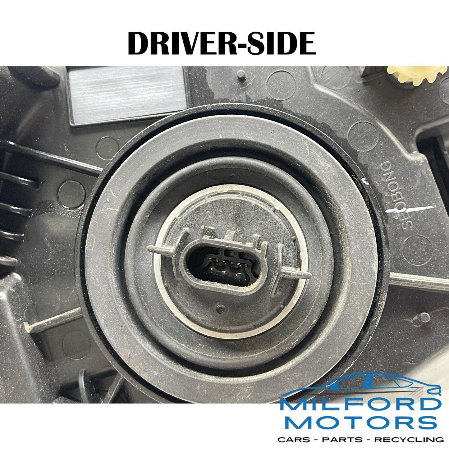 Driver Headlight with Chrome Bezel Fits 2011-2012 Chevrolet Cruze ECO Sedan 1.4L