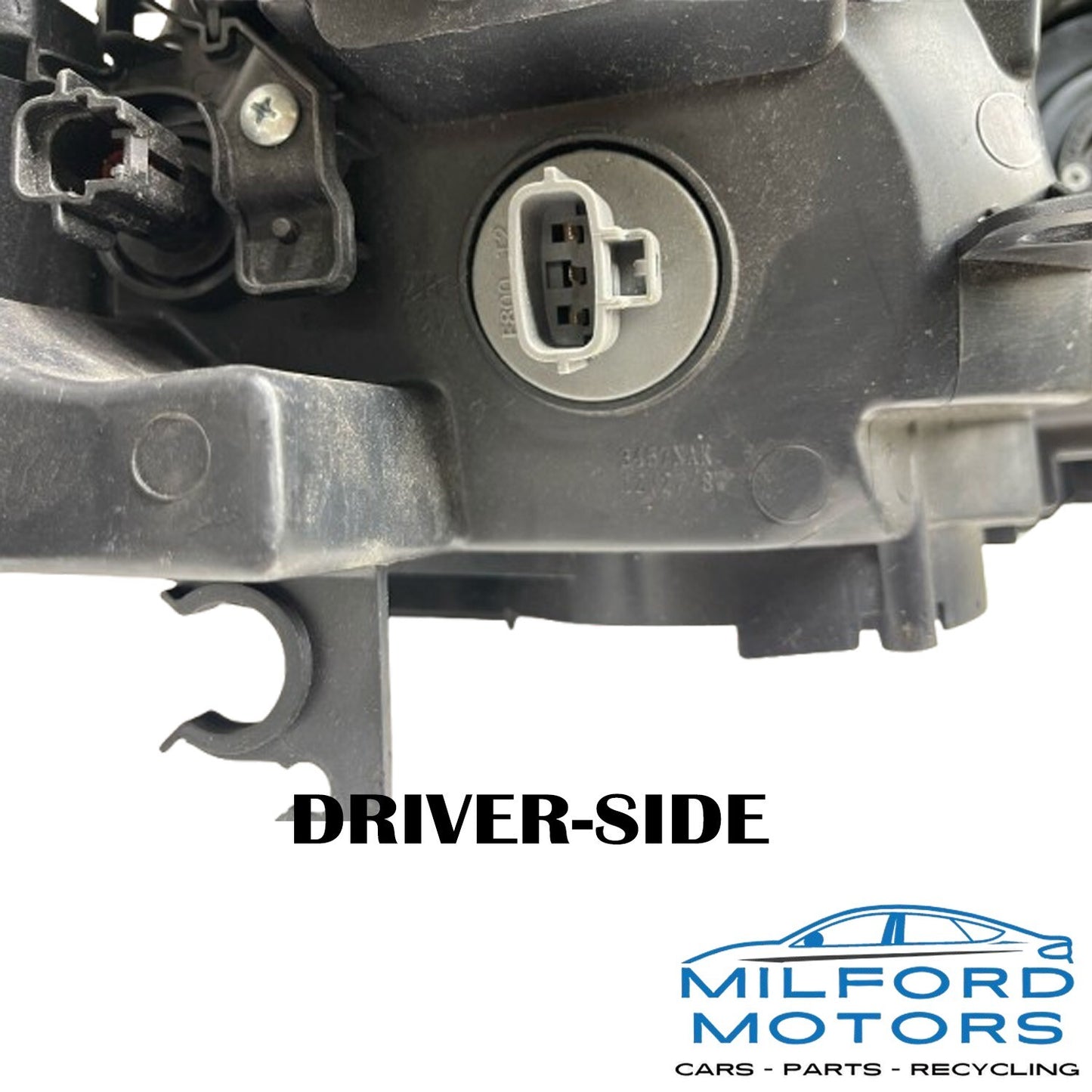 Brand New Aftermarket Halogen Headlamp Assembly Fits 2009-2014 Nissan Maxima