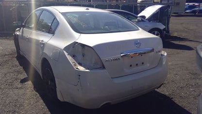 Driver Side Headlight Assembly Halogen 2010-2012 Nissan Altima Sedan 2.5L