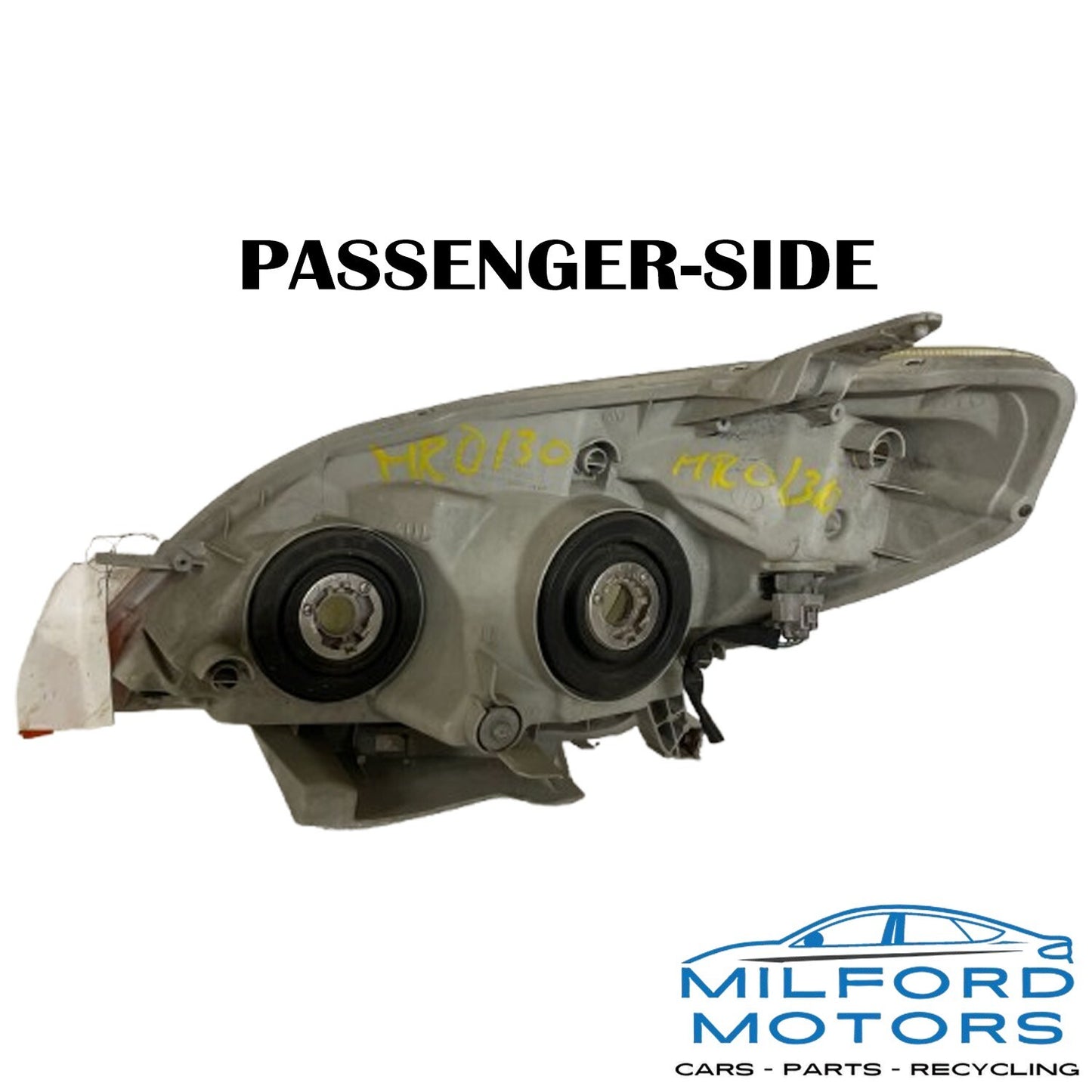 Passenger Side Halogen Headlight Assembly Fits 2003-2008 Toyota Matrix 1.8L