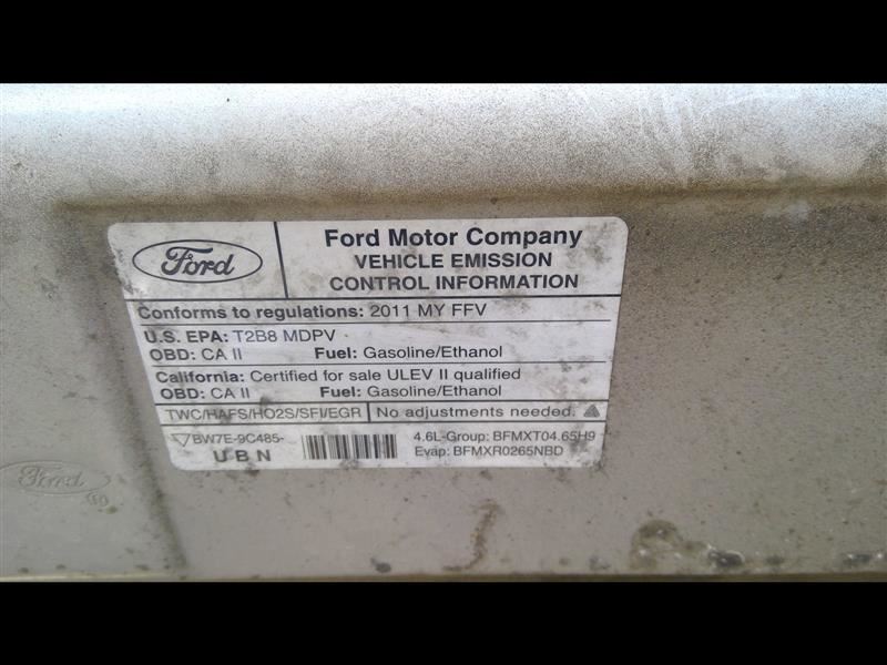 Driver Side Sealed Beam Headlight Assembly Fits 1997-2017 Ford E-250 4.6L