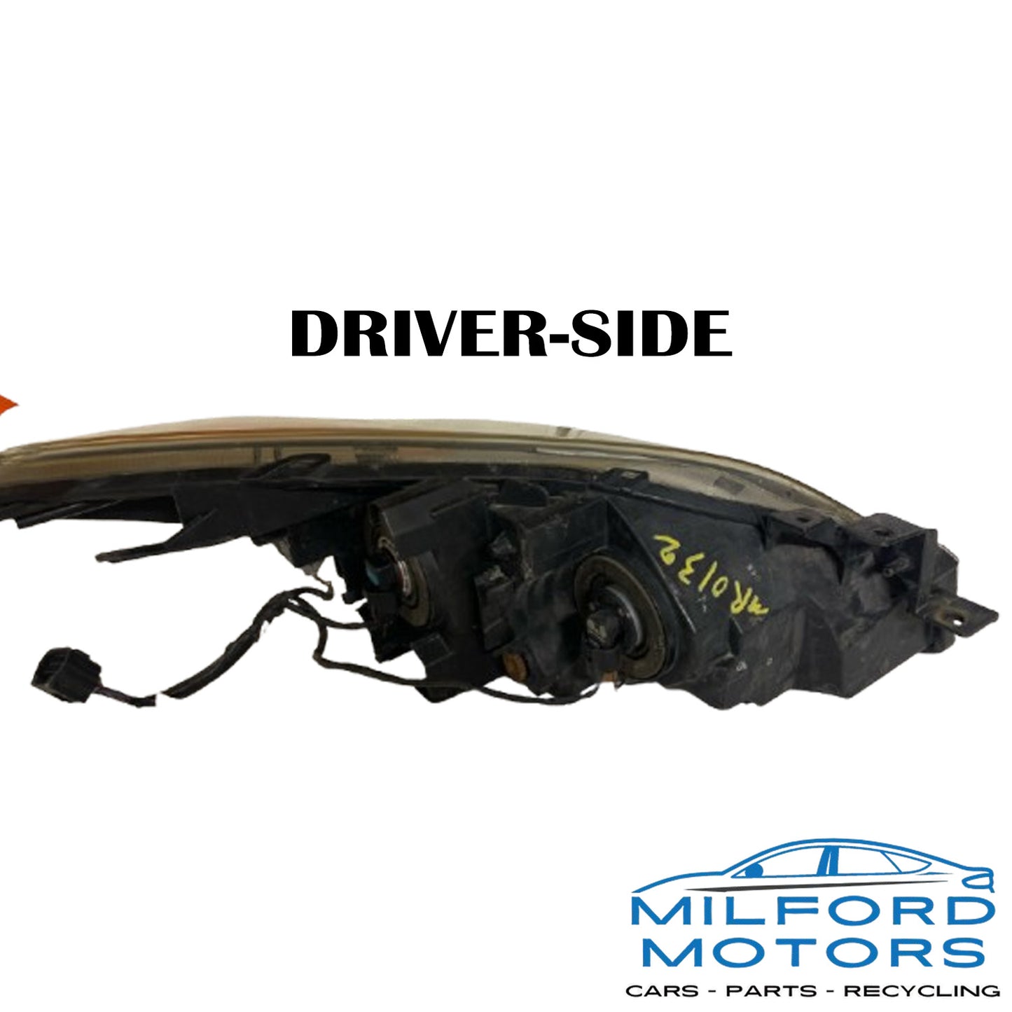 Driver Side Headlight Assembly Halogen Fits 2010-2013 Mazda 3 2.0L