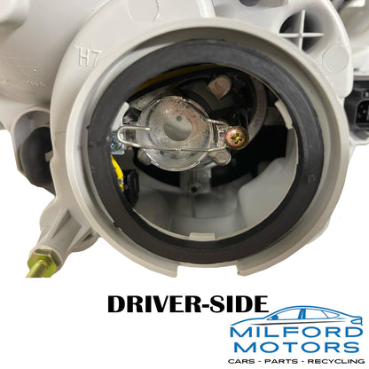 Driver Side LED Headlight Assembly 2002-2005 Hyundai Sonata Sedan 2.7L