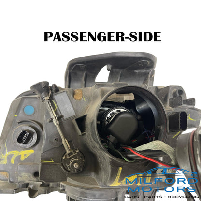 Passenger Side Headlight Assembly Halogen 2010-2013 Chevrolet Camaro LT 3.6L